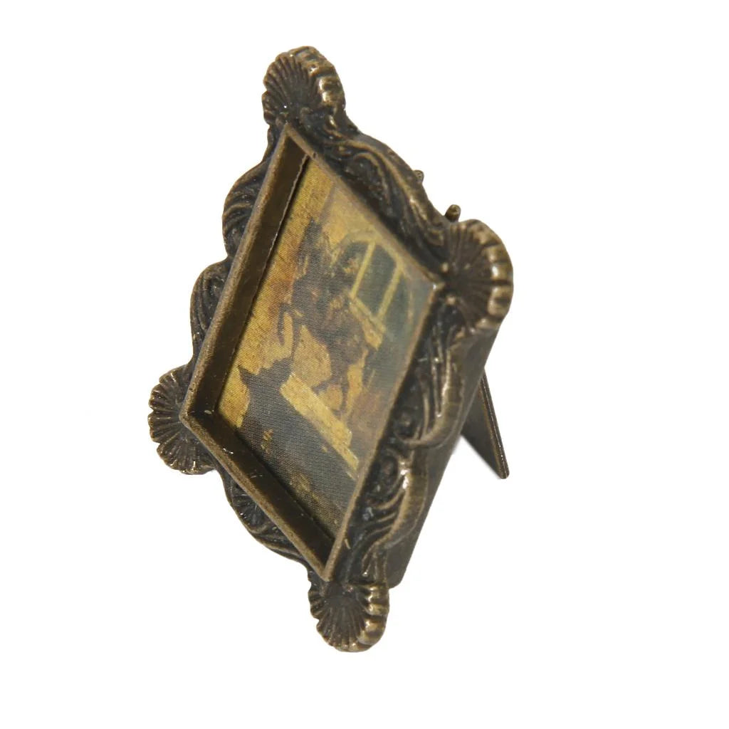 12th Dollhouse Miniature Metal Photo Frame 3x3.7cm W534