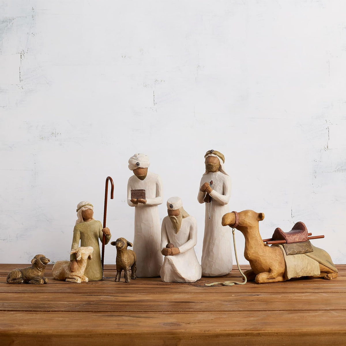 7-Piece Nativity Accessory Figures Set E305
