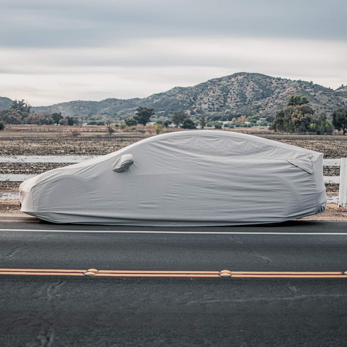 Outdoor Car Cover with Storage Bag Y205460