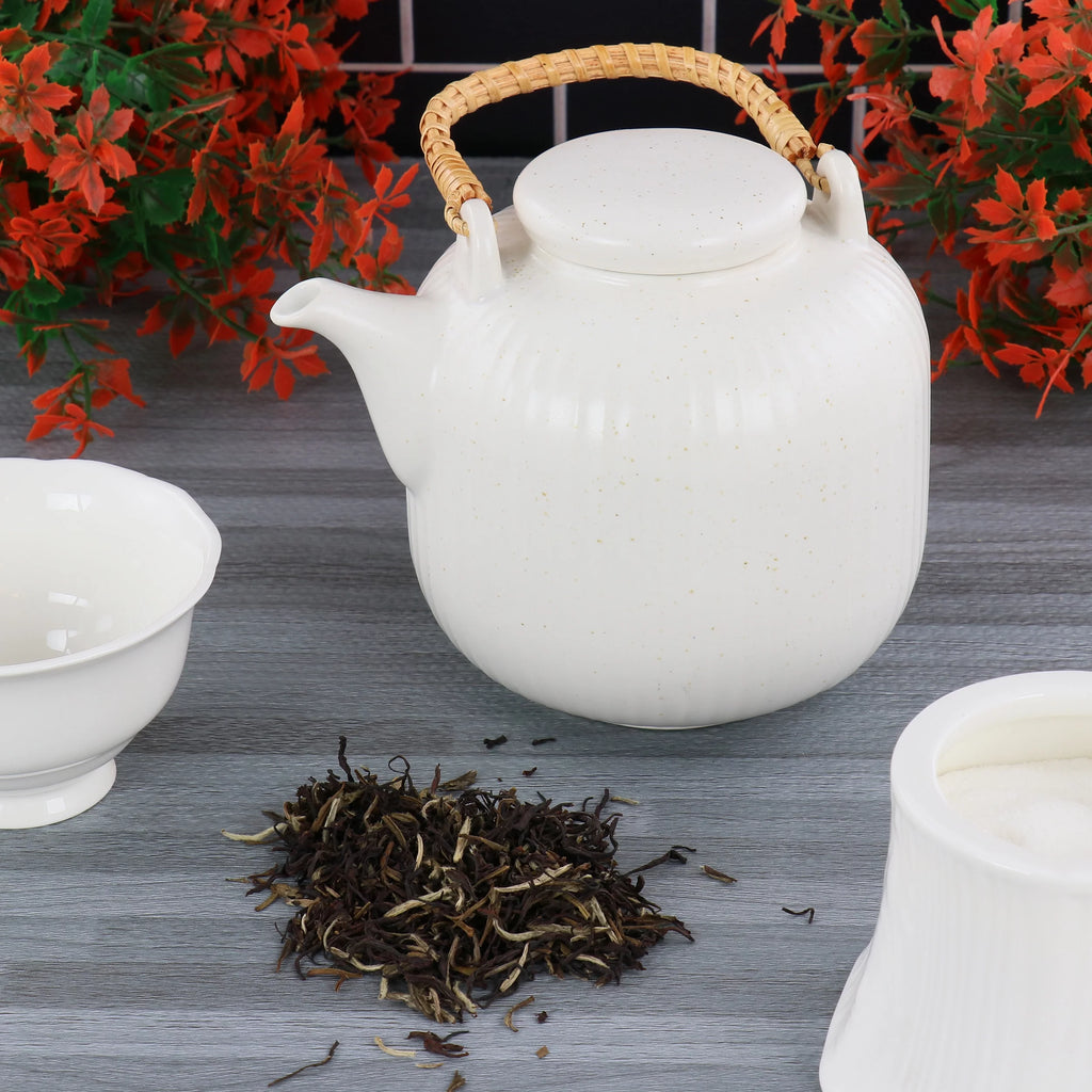 1.21 Quart Stoneware Teapot V740370