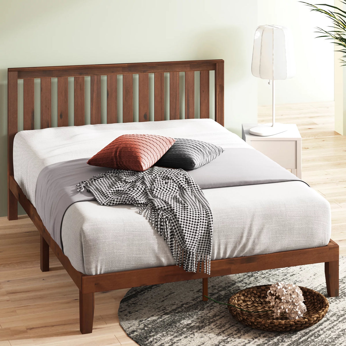 Queen Wood Platform Bed Frame with Headboard J61571