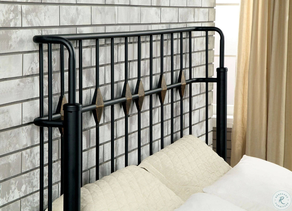 Black Queen Panel Bed R856141