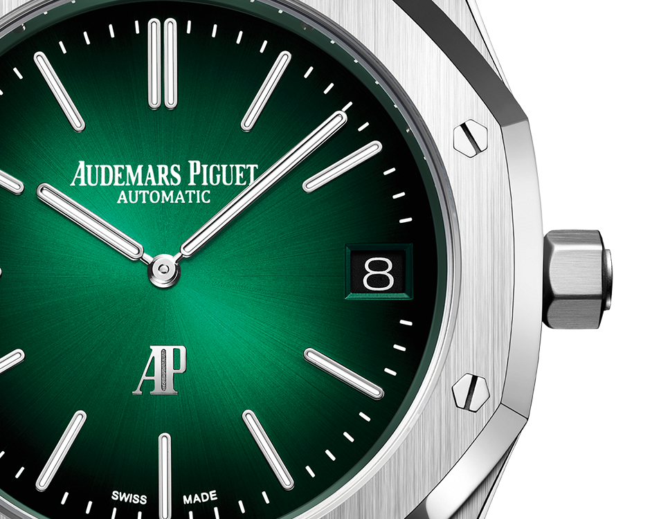 Smoked Green Dial 39mm K736