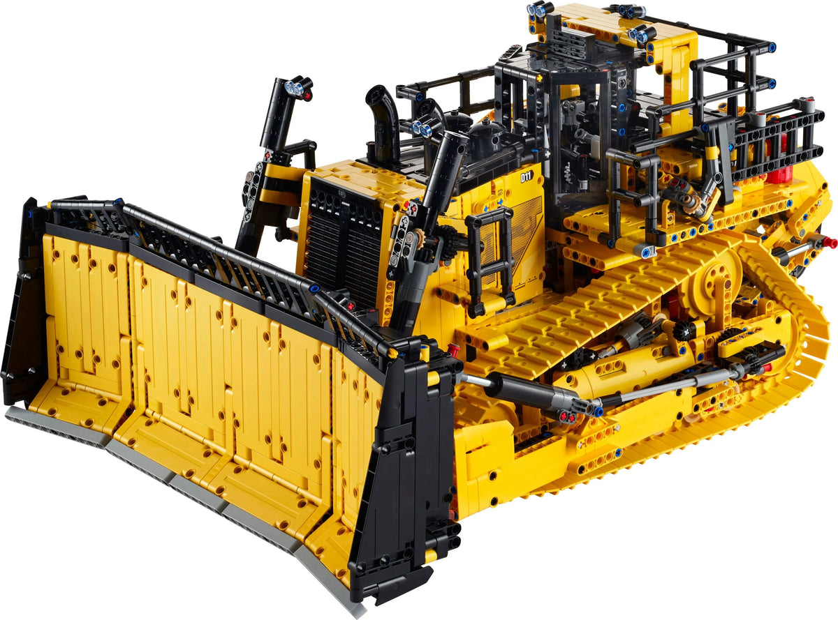 App-Controlled Bulldozer H3644