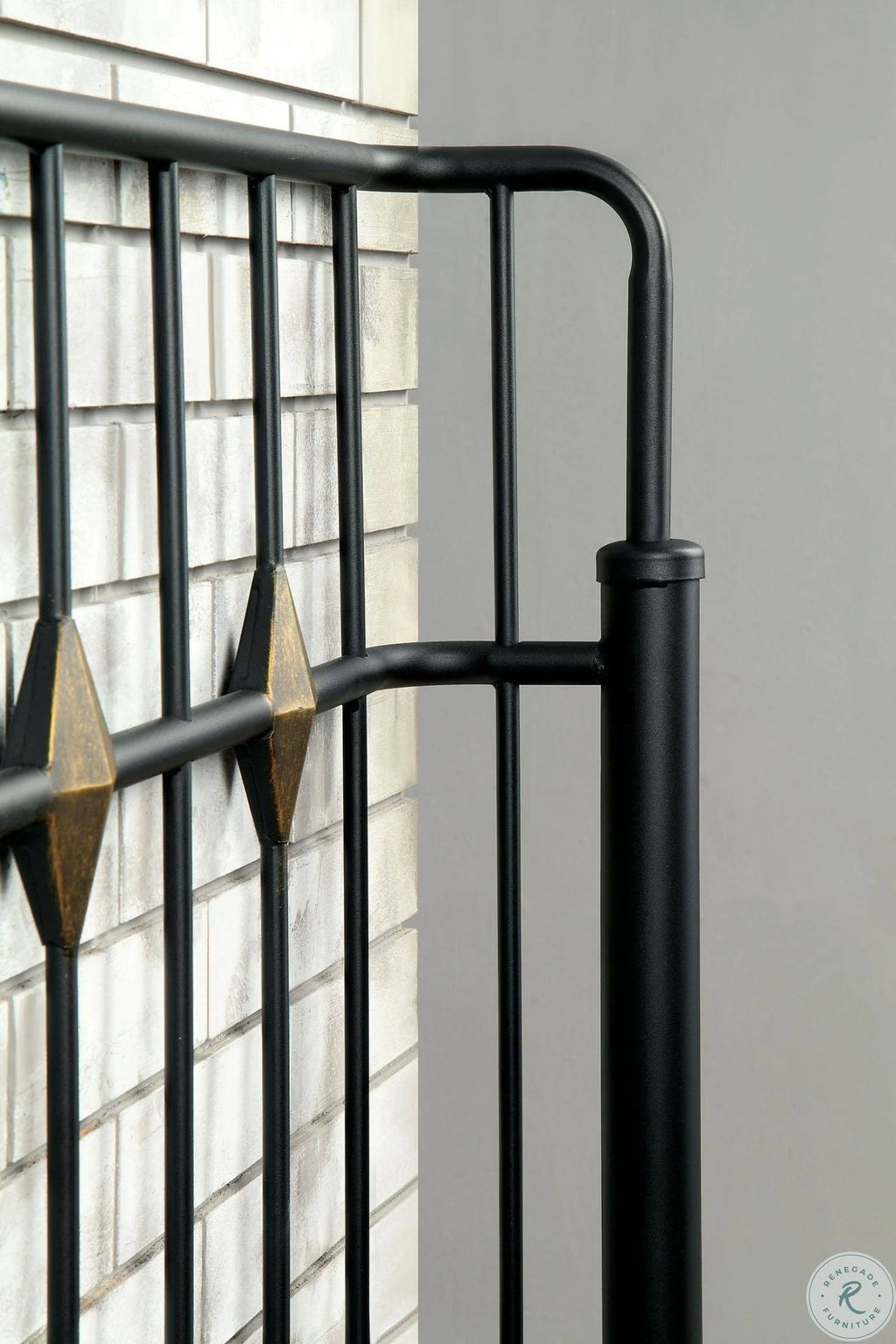 Black Queen Panel Bed R856141