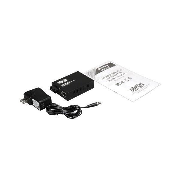 Fiber Optic Media Converter RJ-45 to SC Fiber Y655738